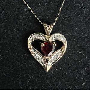 Estate 10kt Yellow Gold Genuine Garnet and Diamond Heart Pendant with Necklace